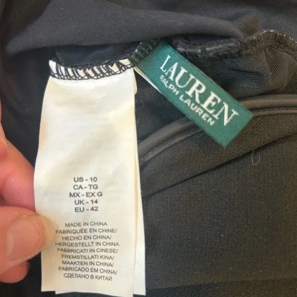 Lauren Ralph Lauren Women’s Underwire Ruffled One Piece Swimsuit Size 10 Black - Picture 3 of 10